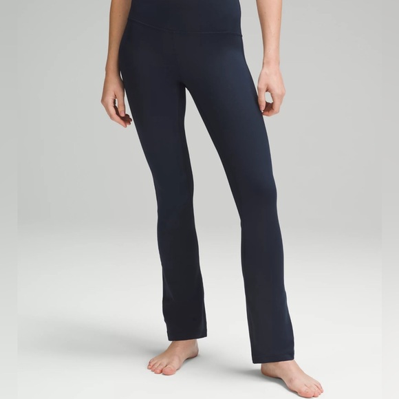 lululemon athletica Pants - Lululemon Yoga Pants Studio Flare Bootcut  size 6